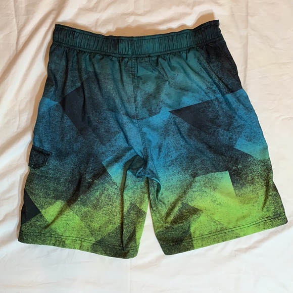 Men’s Speedo swim trunks size L - Picture 5 of 10